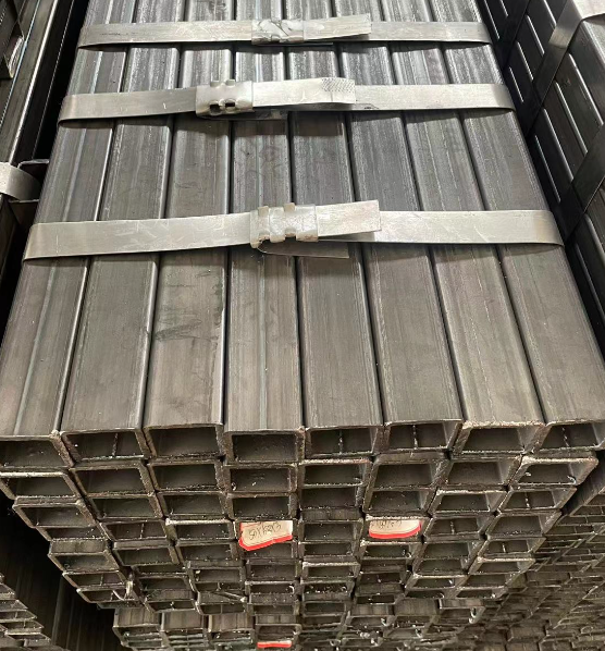 南宁工业用梯子 镀锌管焊接梯子 铁梯子方管梯