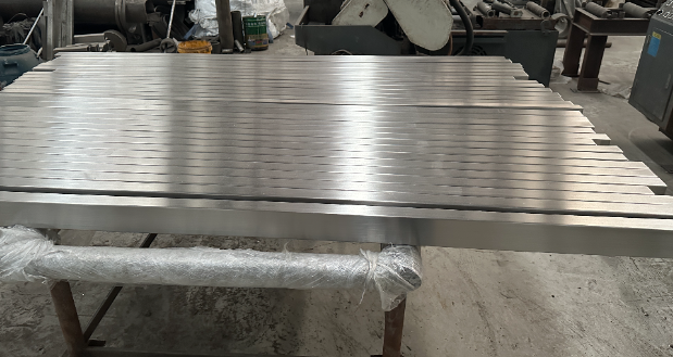 南宁不锈钢无缝方管 